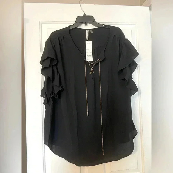 New York Collection Plus Size Lace-Up Flutter-Sleeve Top Black 2X NWT Chain Lace - Picture 1 of 7
